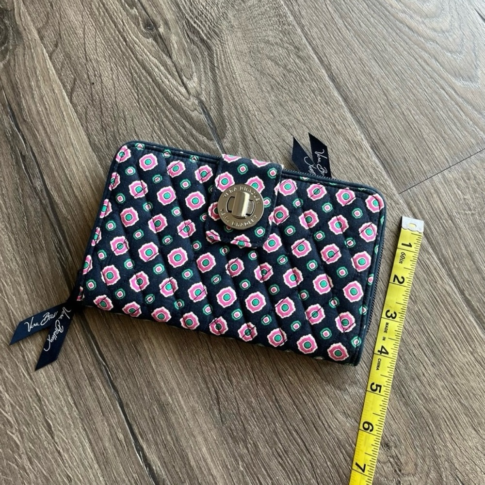NWOT Vera Bradley Turnlock Wallet • Petal Dots - Picture 10 of 10